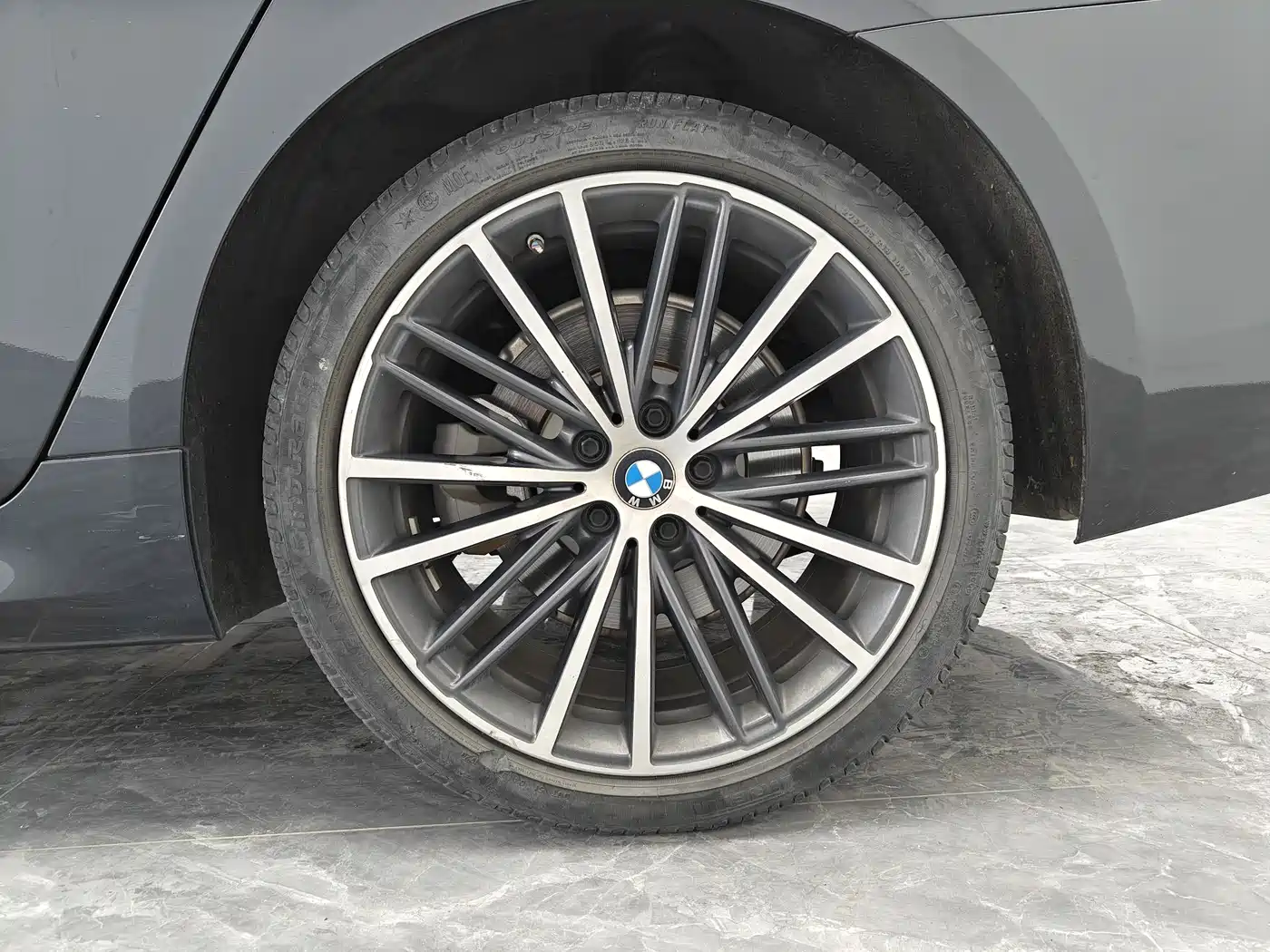 BMW 5 Series 2020 530Li Exclusive M Sport Package фото 18