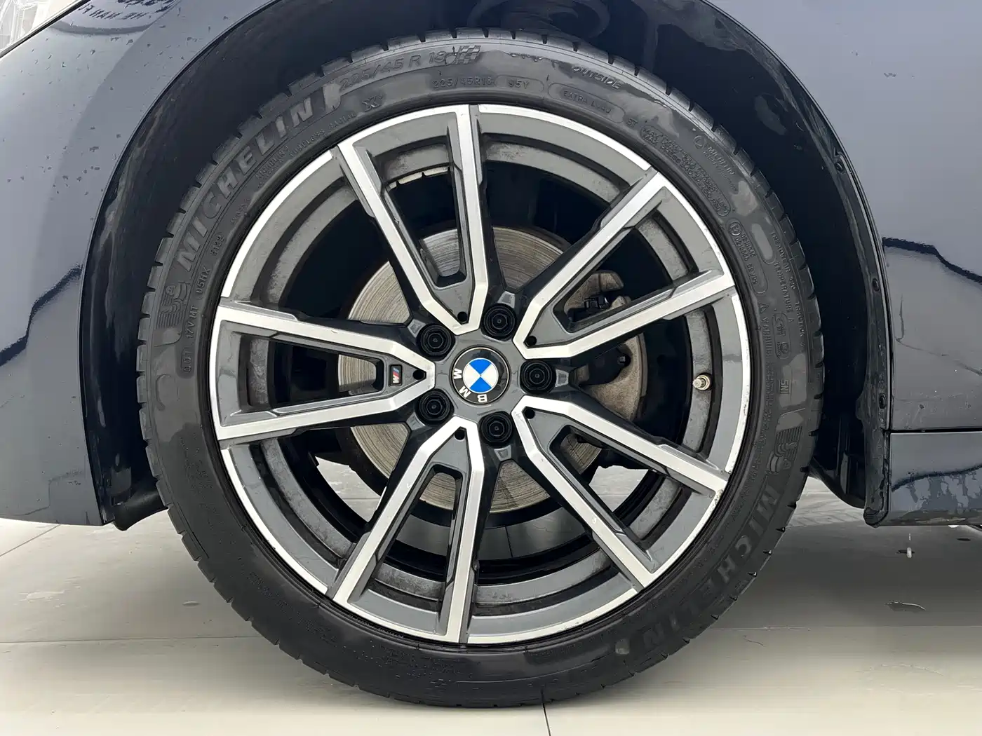 BMW 3 Series 2023 320Li M Sport Package фото 17