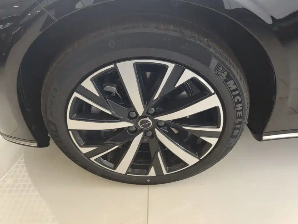 Volvo S90 2026 2026 B5 Zhiyi Luxury Edition
