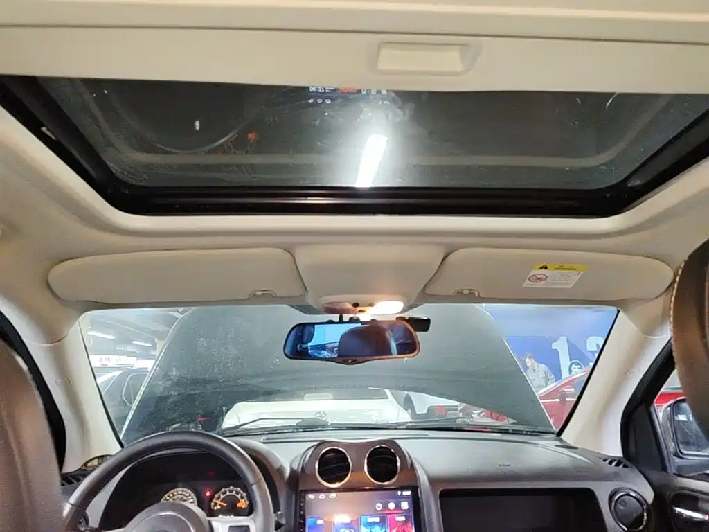 Jeep Compass (Import) 2014 2014 Facelift 2.0L 2WD Progressive Edition