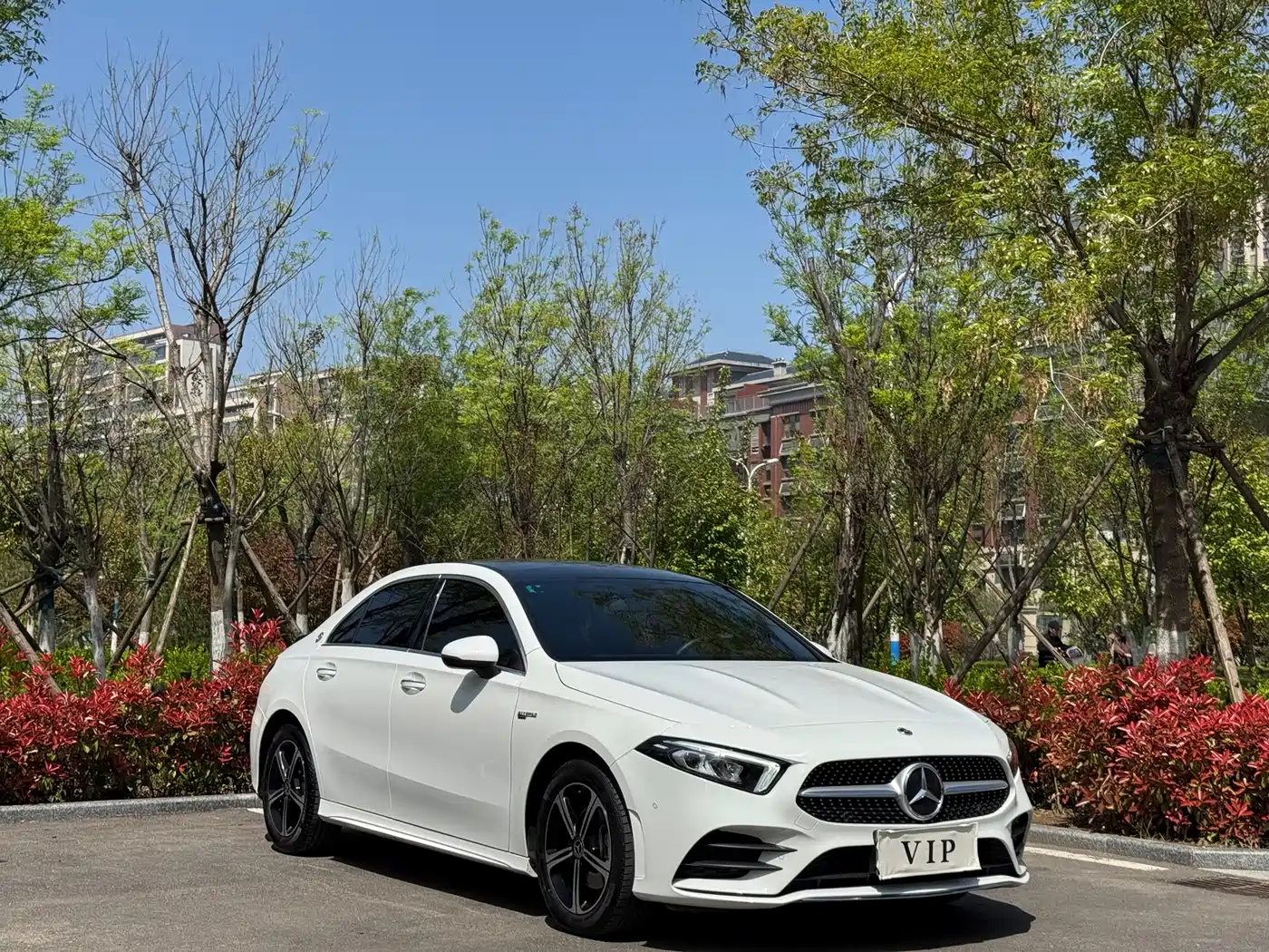 Mercedes-Benz A-Class 2022 Facelift III A 200 L Sport Sedan Fashion фото 3