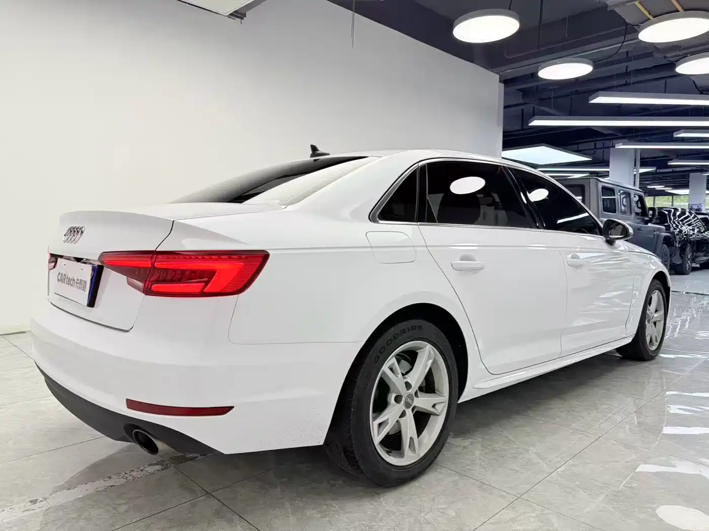 Audi A4L 2017 40 TFSI Fashion Edition фото 6