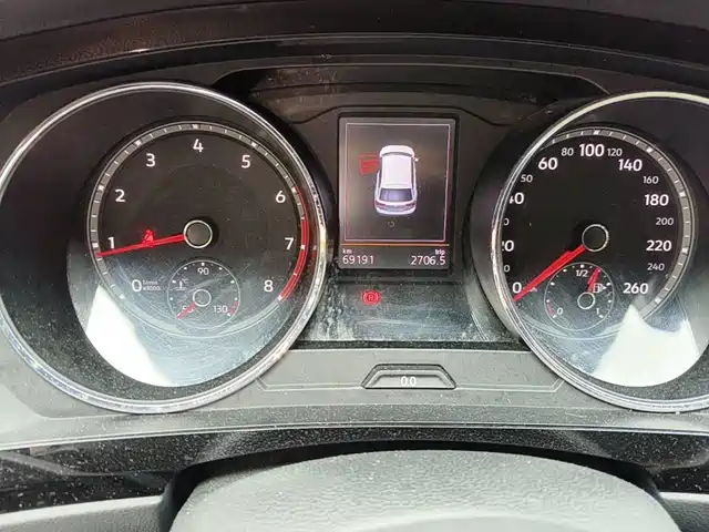 Volkswagen Tiguan L 2017 330TSI Automatic 2WD Luxury Edition — фото 4