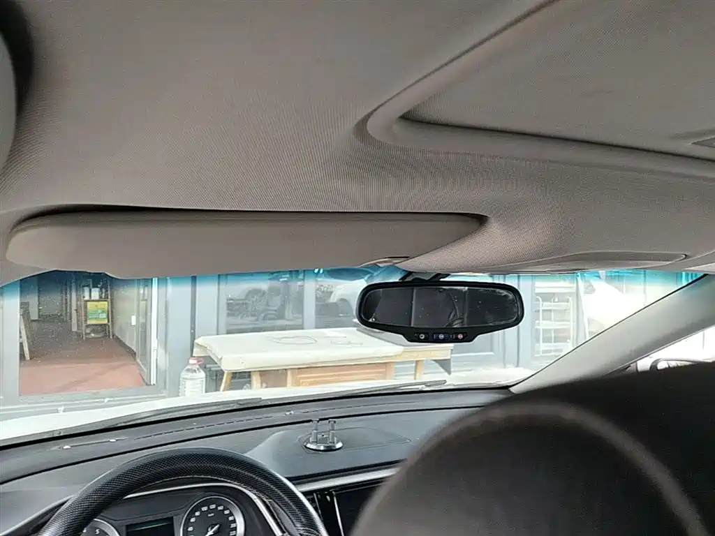 Buick Excelle 2019 18T Auto Connected Elite China VI фото 18