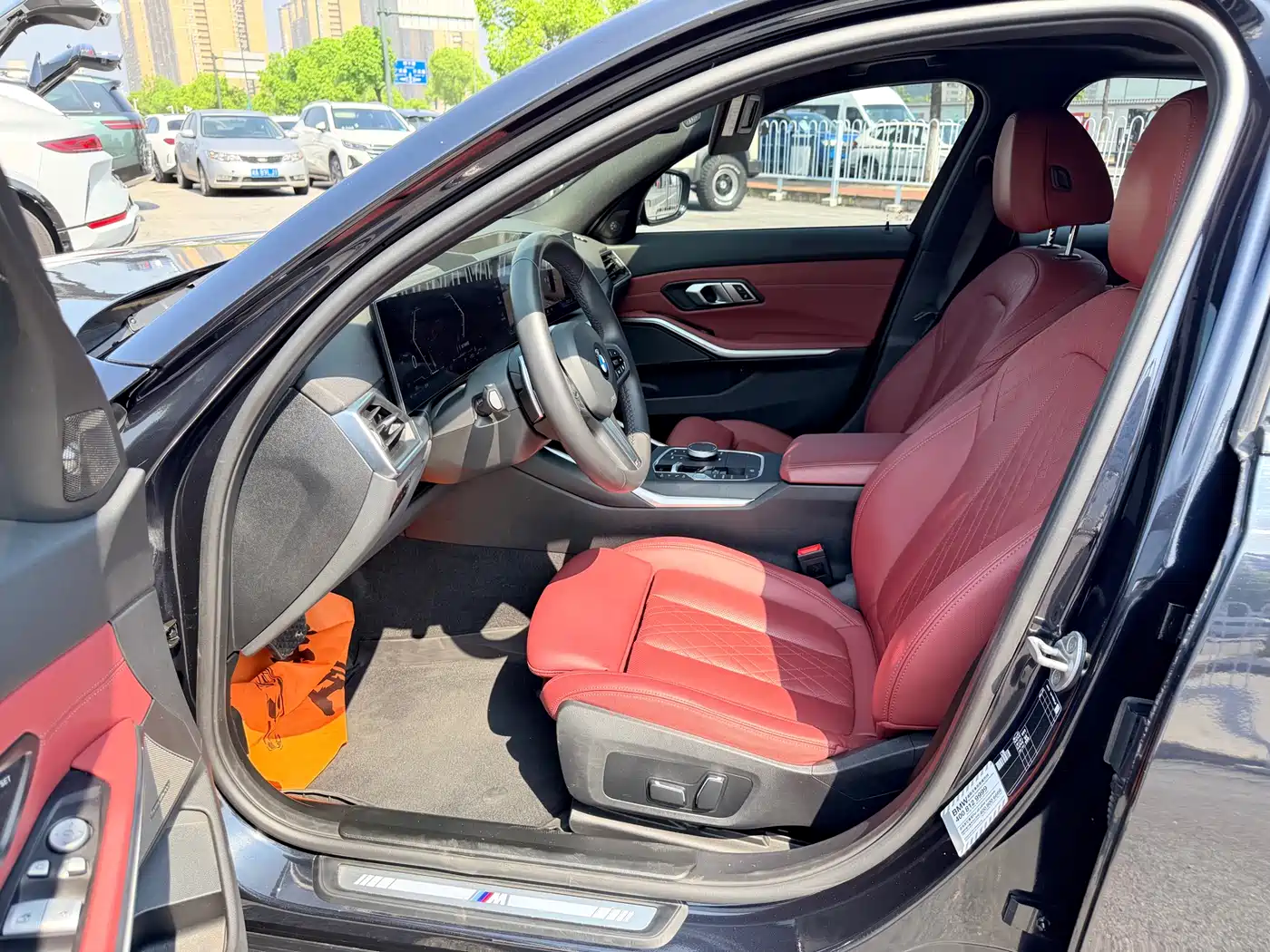 BMW 3 Series 2024 325i M Sport Shadowline Package фото 6