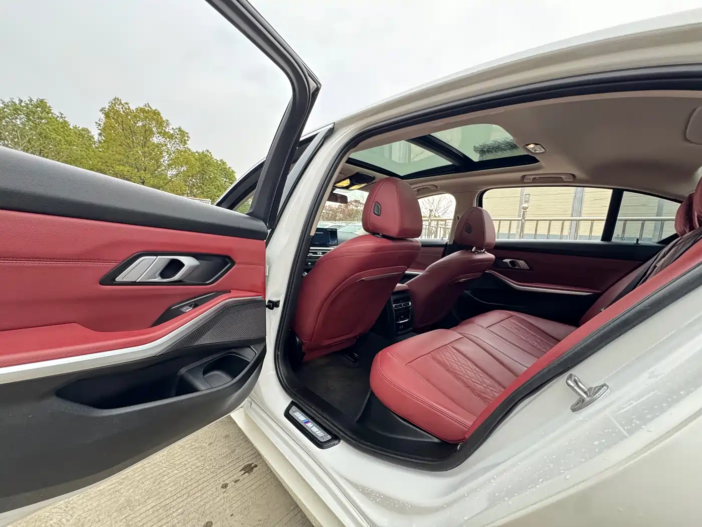 BMW 3 Series 2024 320Li M Sport Package фото 13