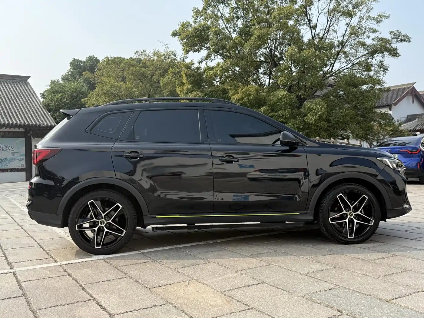 Фото 6 - Roewe RX5