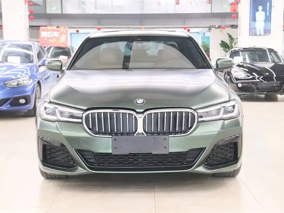BMW 5 Series (Import) 2022 525i M Sport Package фото 2