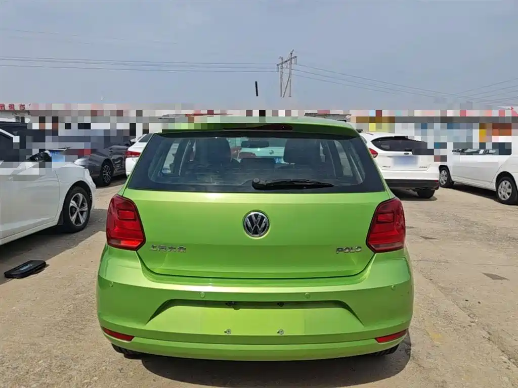 Volkswagen Polo 2016 1.4L Automatic Trend фото 6