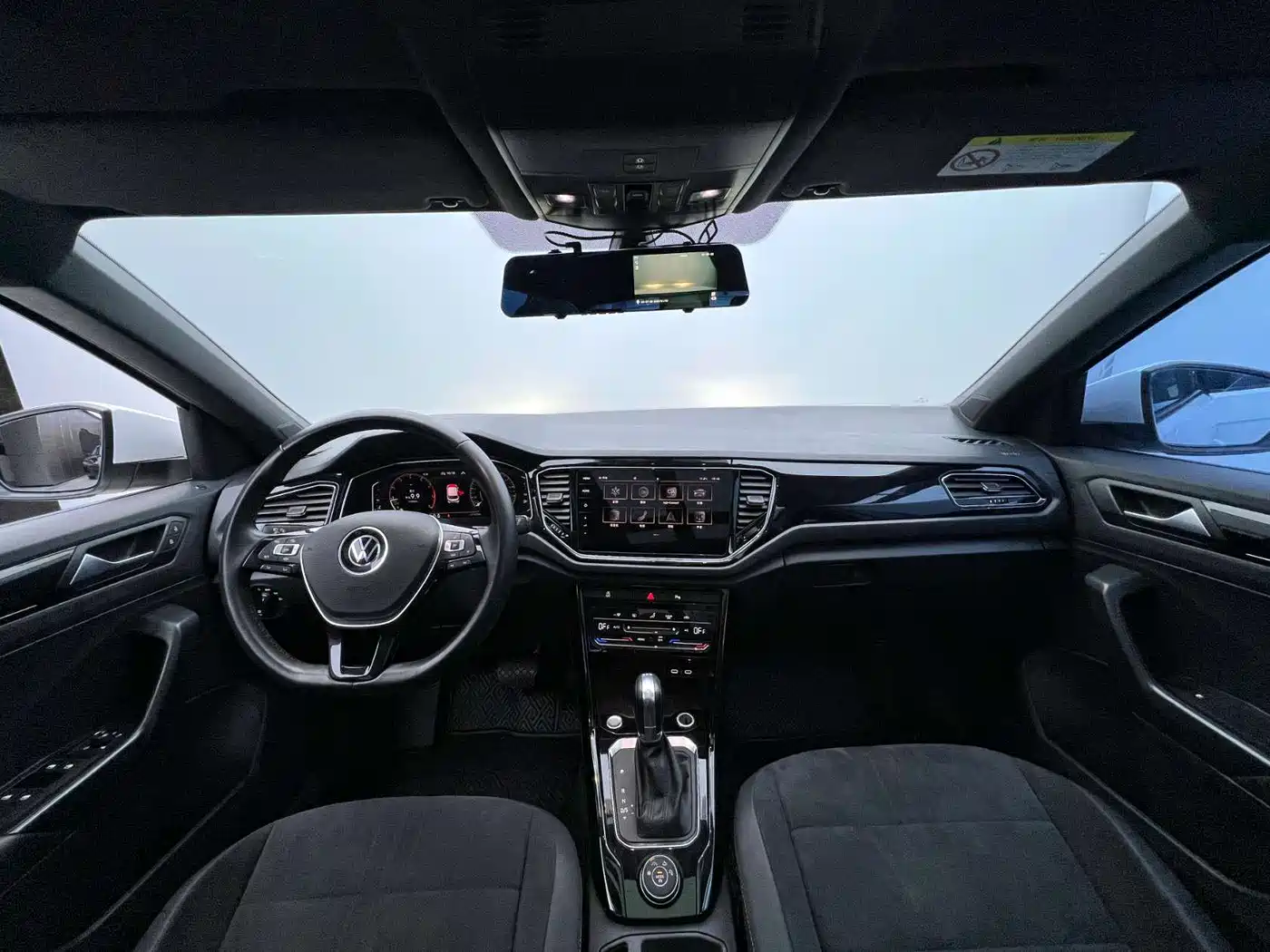 Volkswagen T-ROC 2021 280TSI DSG 4WD Luxury Connected фото 25