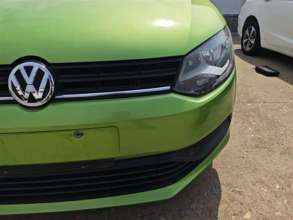 Volkswagen Polo 2016 1.4L Automatic Trend фото 24