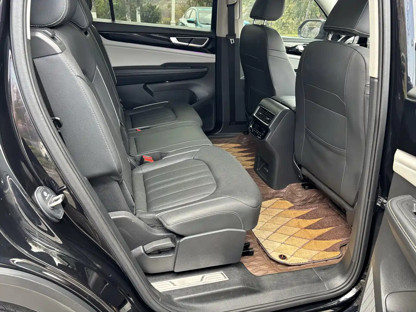 Volkswagen Teramont 2021 330TSI 2WD Premium Luxury Edition фото 10