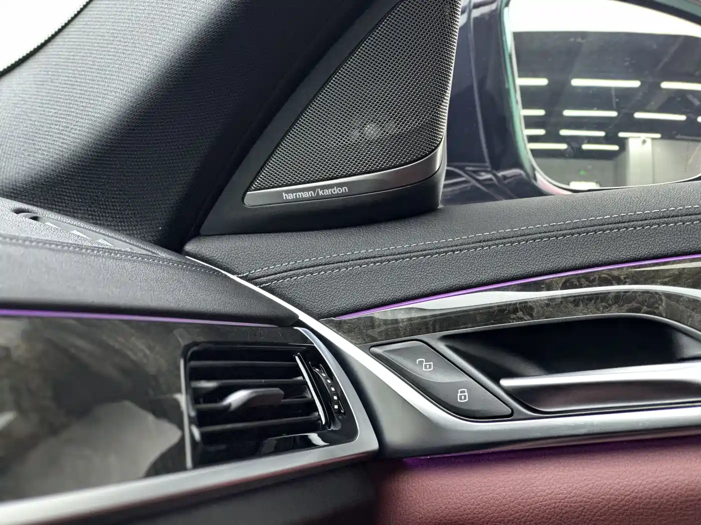 BMW 5 Series 2020 530Li Exclusive M Sport Package фото 11