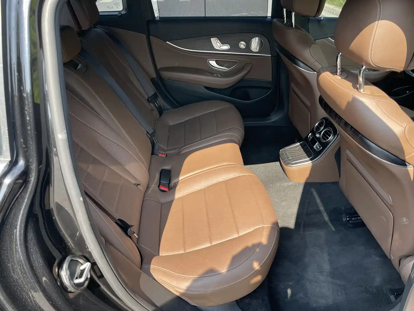 Mercedes-Benz E-Class 2021 E 300 L Sport Premium фото 9