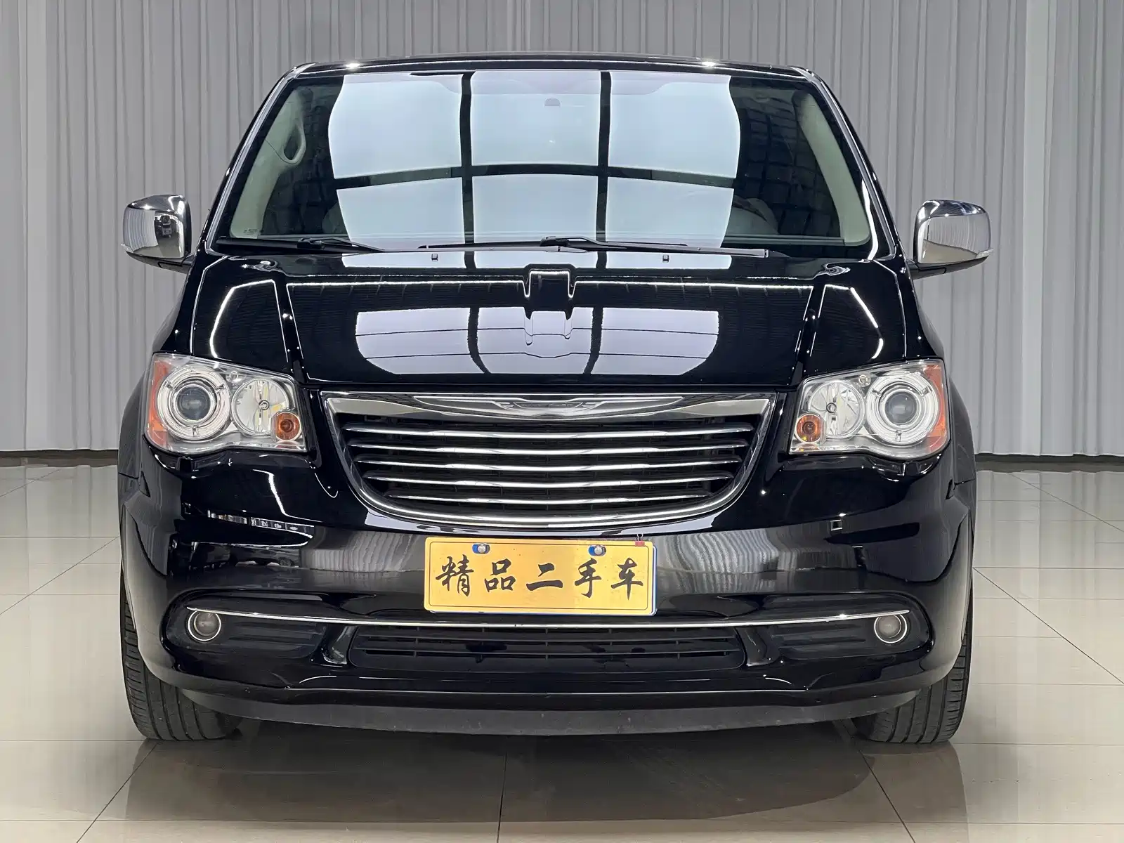 Фото 2 - Chrysler Pacifica