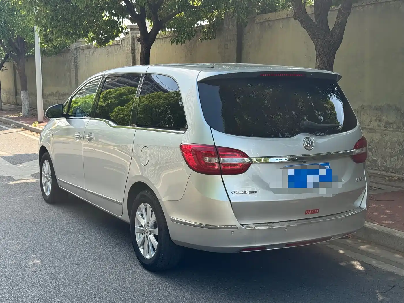 Buick GL8 2017 25S Luxury China V фото 3