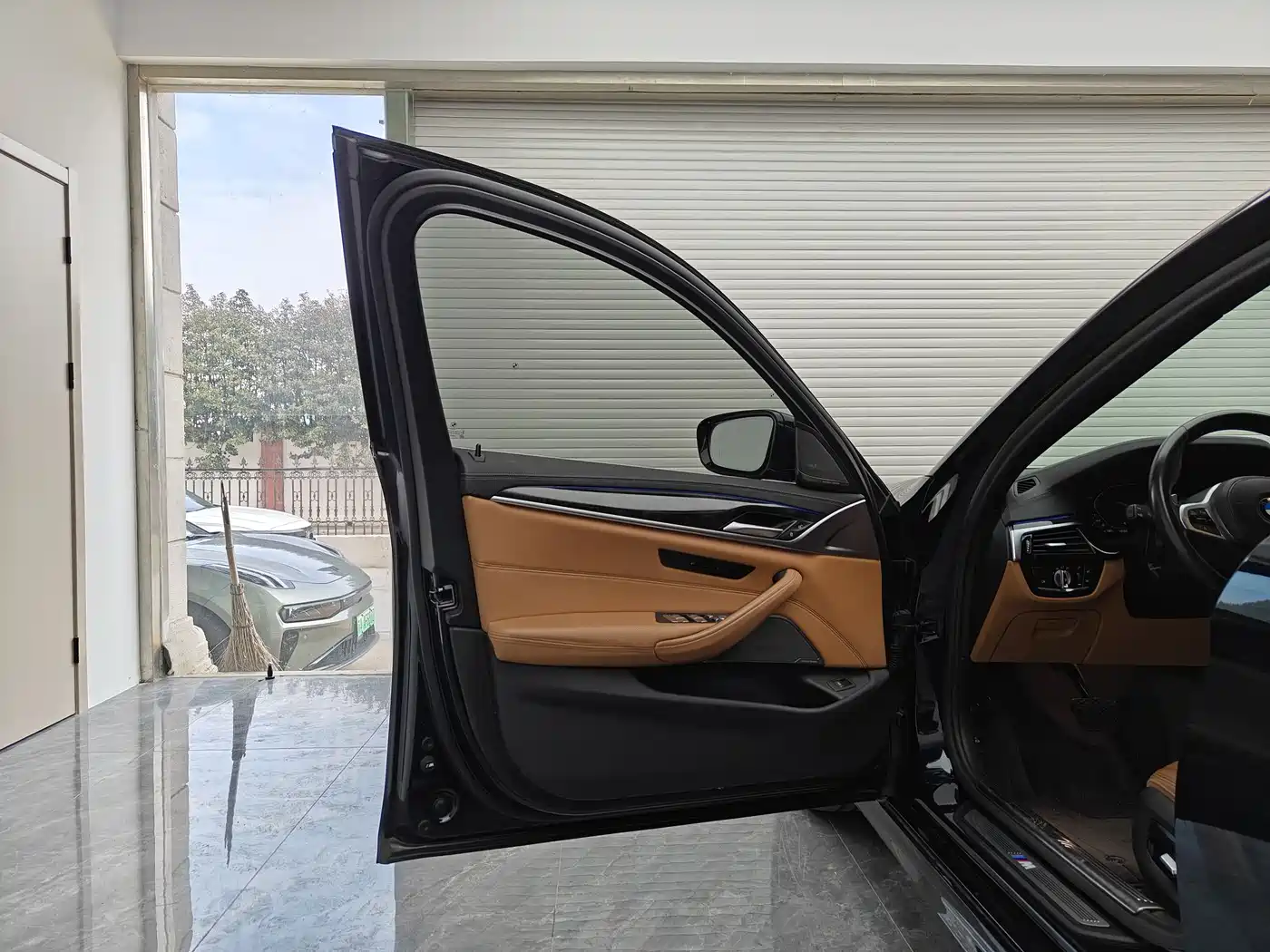 BMW 5 Series 2020 530Li Exclusive M Sport Package фото 8