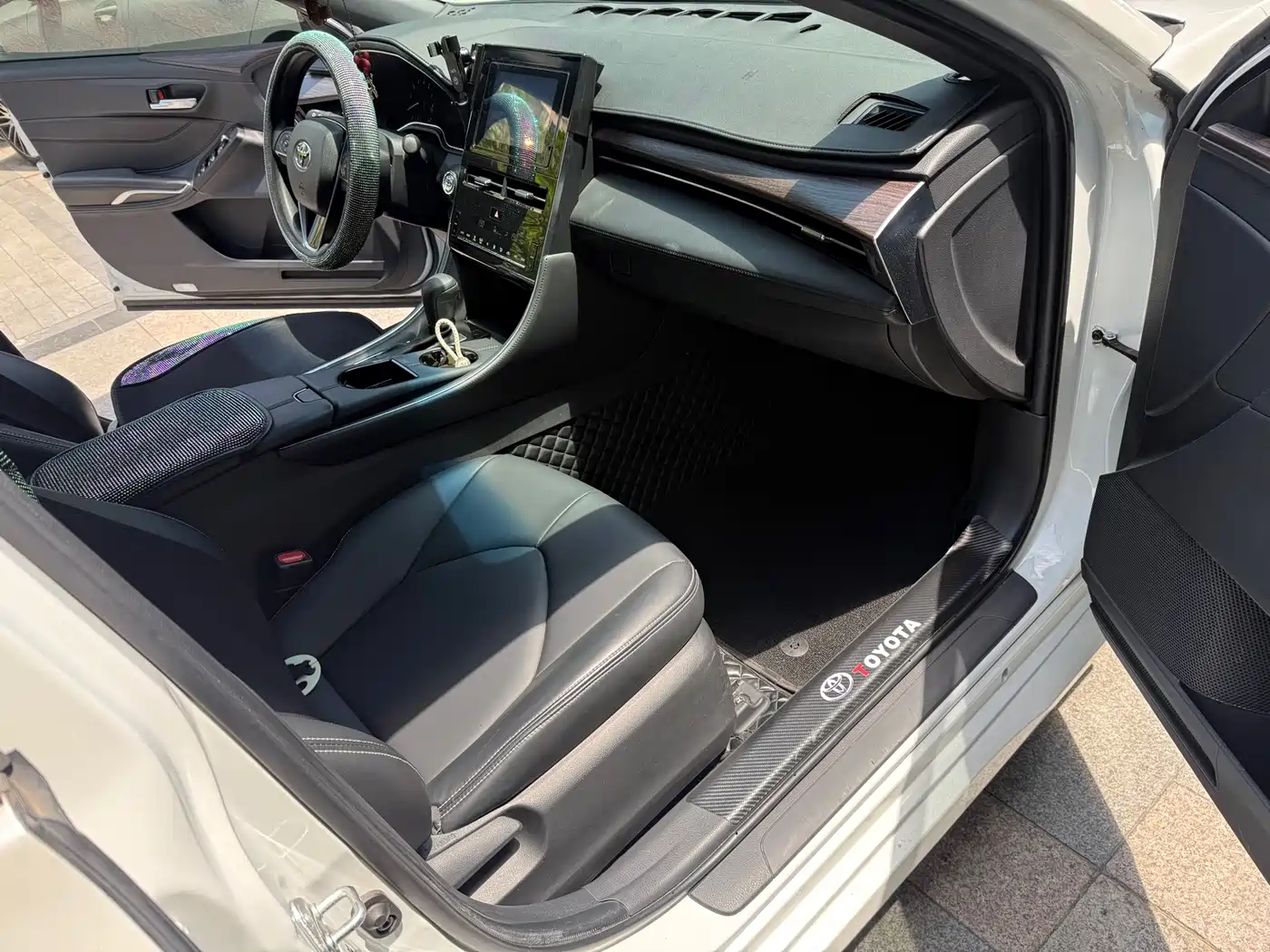 Toyota Avalon 2022 2.0L Progressive Edition фото 4