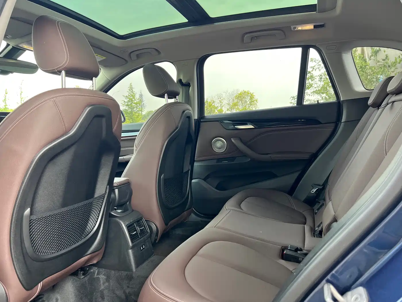 BMW X1 2022 sDrive25Li Leading фото 10