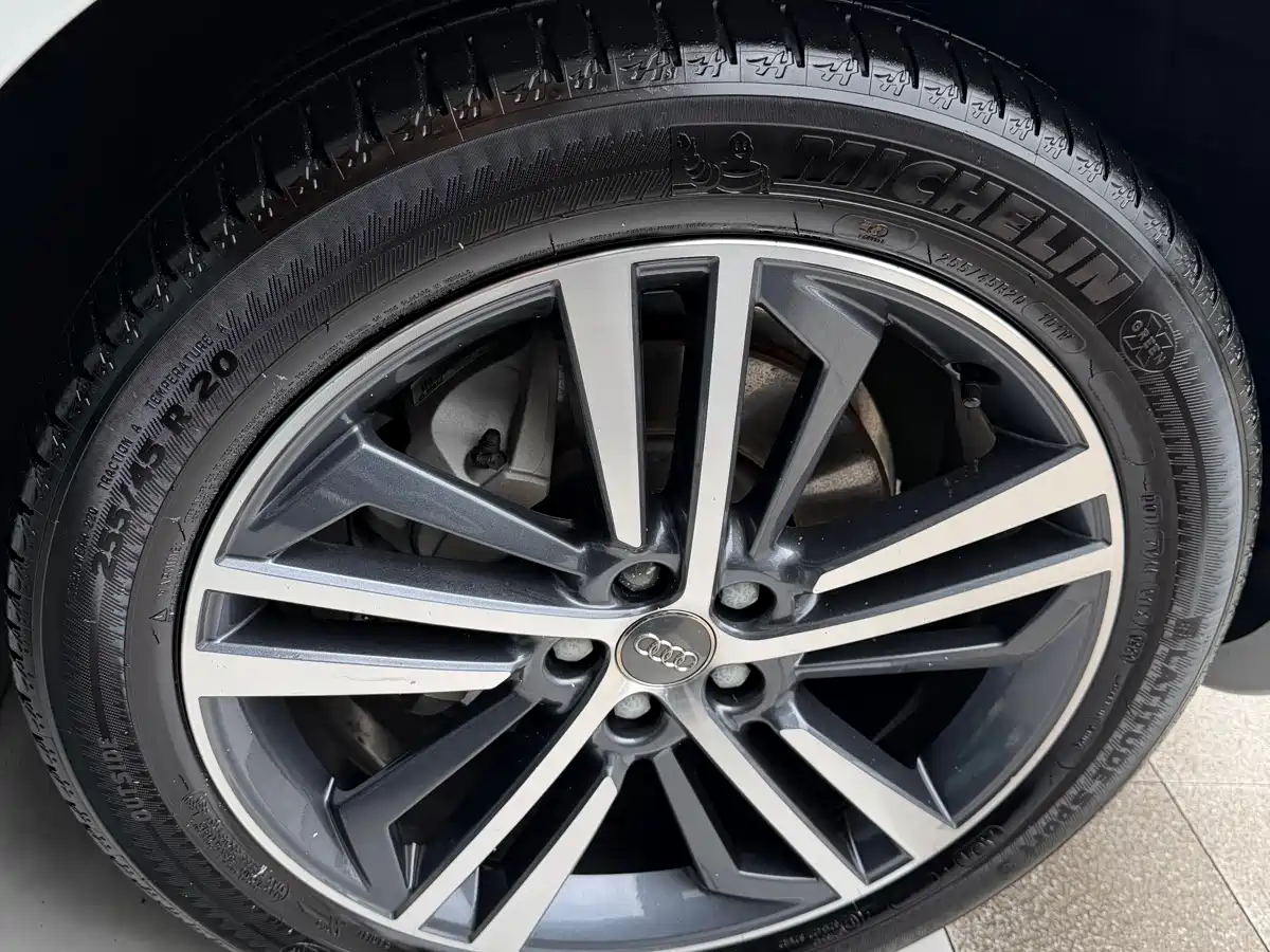 Audi Q5L 2020 40 TFSI Prestige Fashion фото 11
