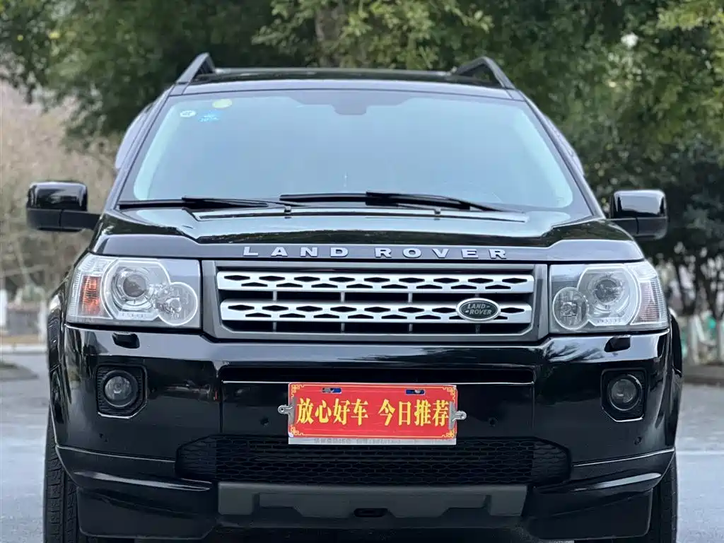 Land Rover Freelander 2 2011 2.2T SD4 SE Diesel фото 2