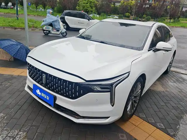 Besturn B70 2023