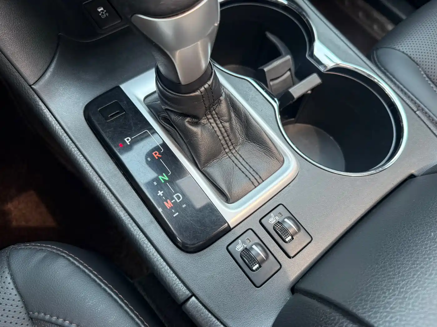 Toyota Highlander 2018 2.0T 4WD Luxury 7-seater China VI фото 13