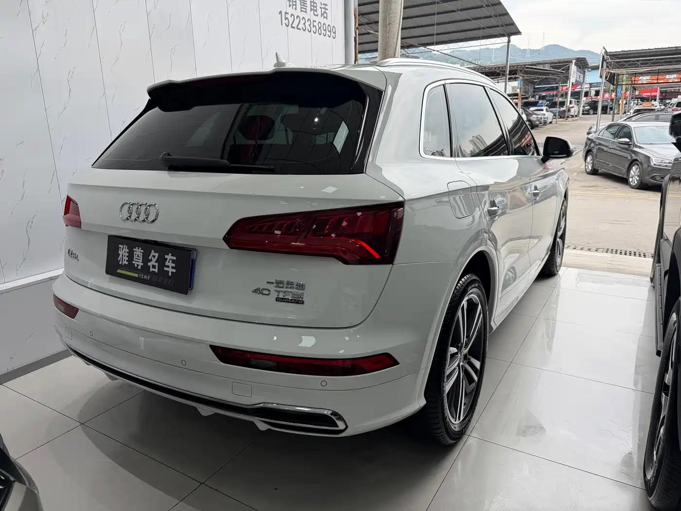 Audi Q5L 2020 40 TFSI Prestige Fashion фото 13