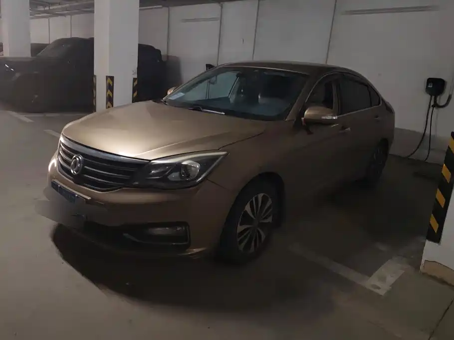 Dongfeng Aeolus Dongfeng Fengshen A60 2016 2016 Model 1.5L Manual Luxury