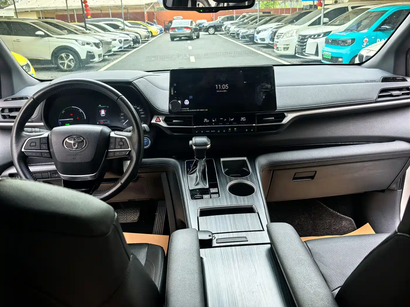 Toyota Sienna 2021 2.5L Hybrid Premium Edition фото 10