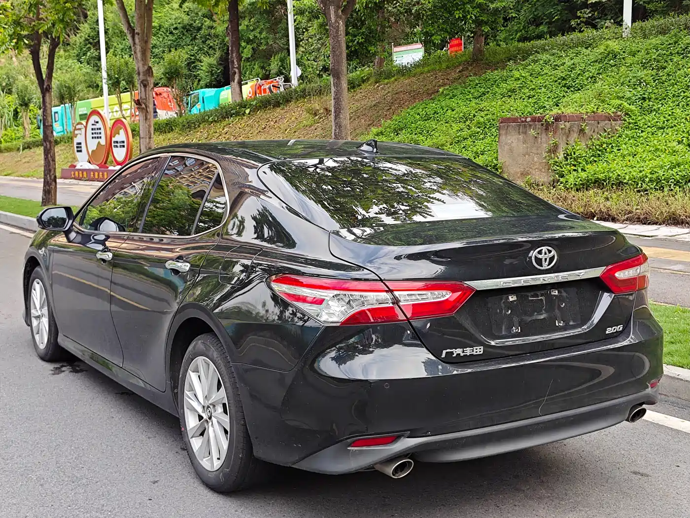 Toyota Camry 2021 2.0G Luxury Edition фото 5