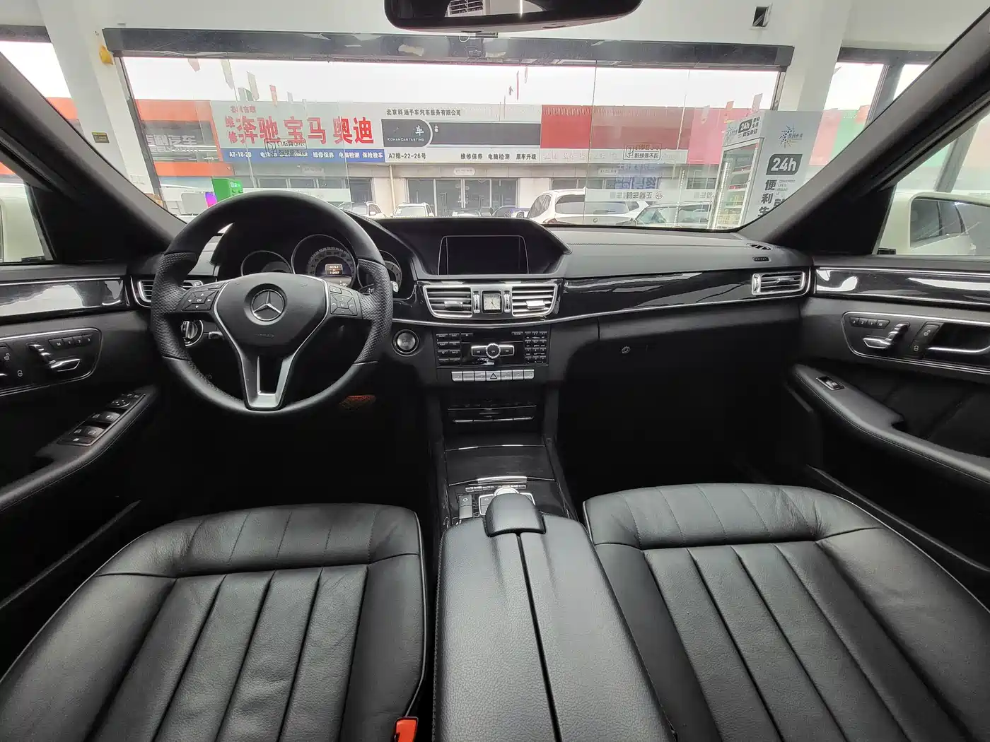 Mercedes-Benz E-Class 2015 E 320 L Sport фото 10