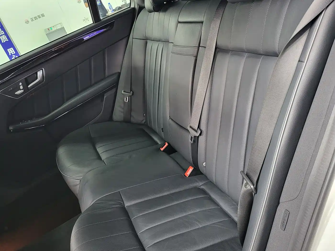 Mercedes-Benz E-Class 2015 E 320 L Sport фото 12