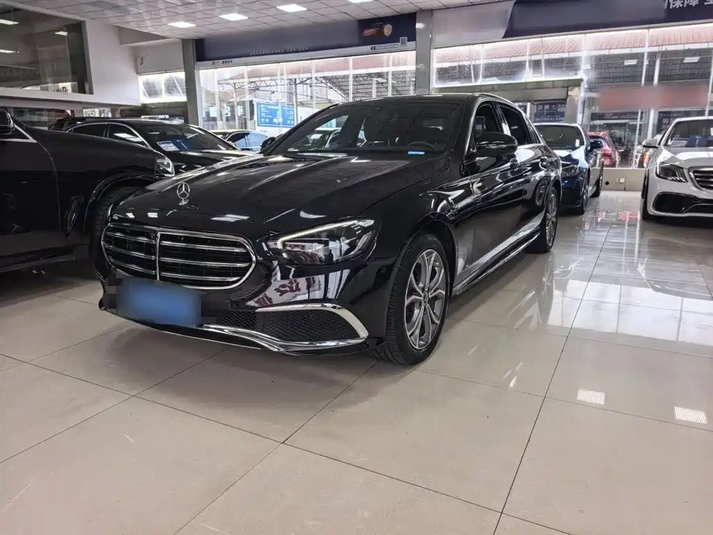 Mercedes-Benz E-Class 2023 E 300 L Sport Fashion фото 3