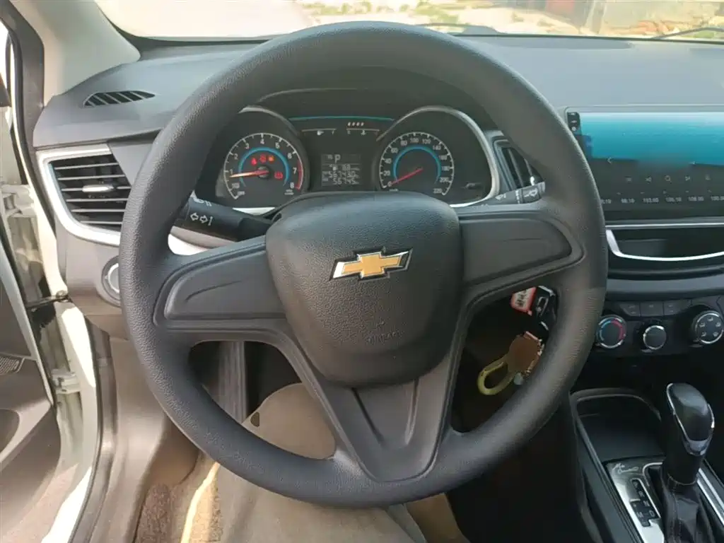 Chevrolet Cavalier 2018 320 Auto Enjoy Sunroof Edition фото 11