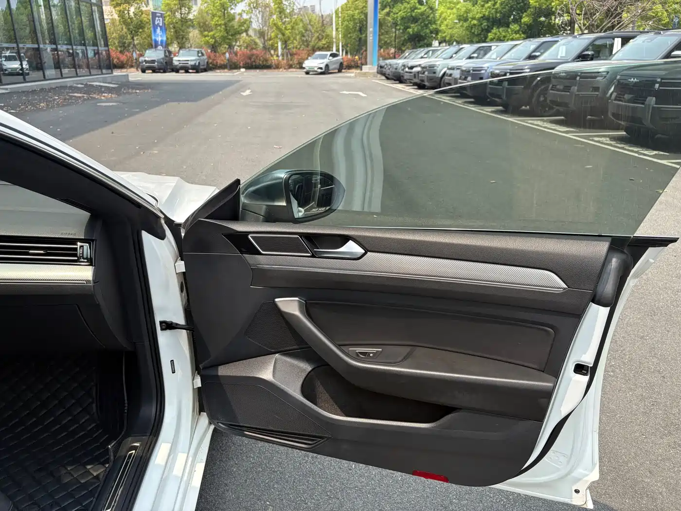 Volkswagen FAW-Volkswagen CC 2021 380TSI Eye-catching Edition фото 10