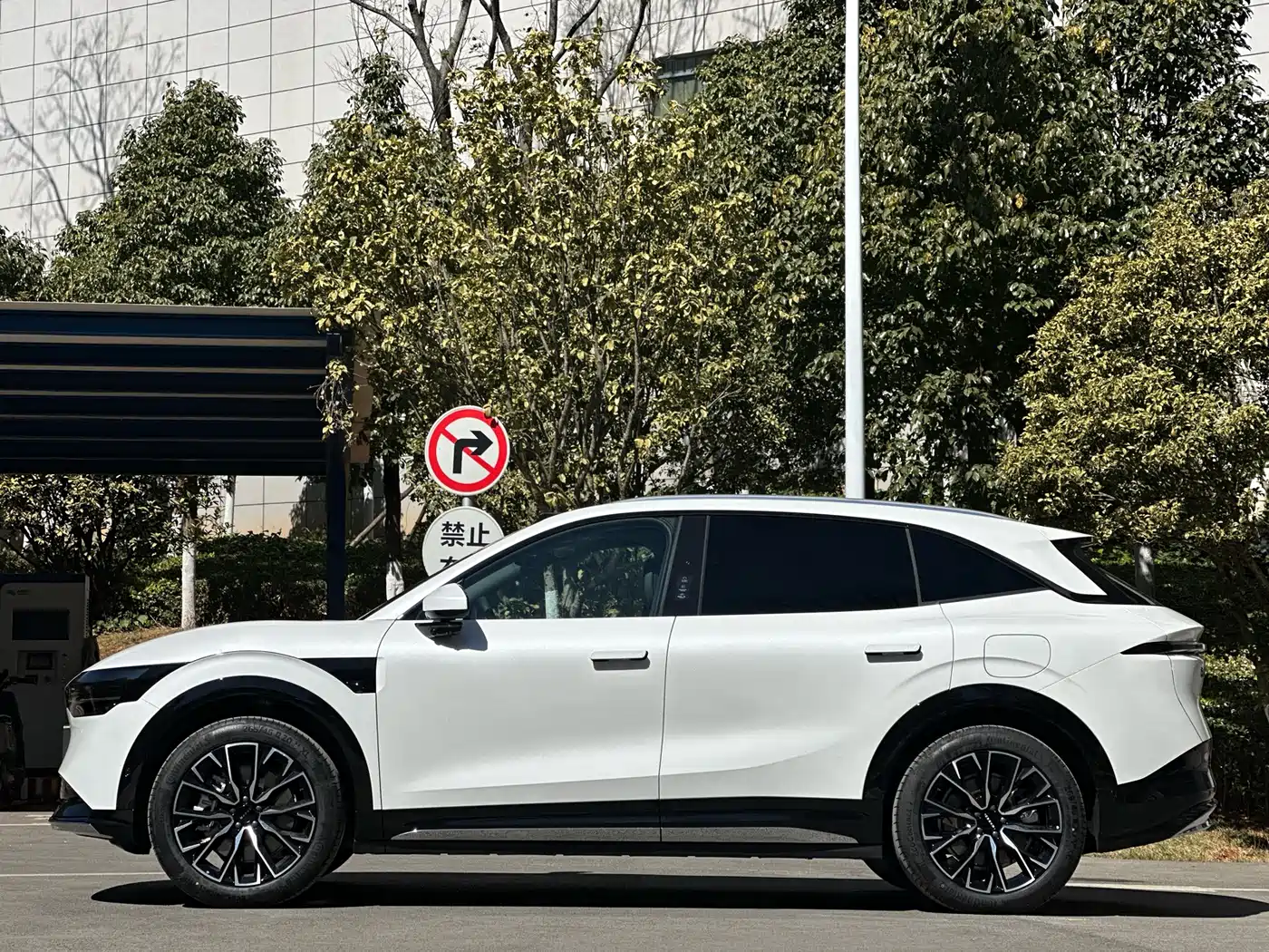 ZEEKR EXTREME KRYPTON 7X