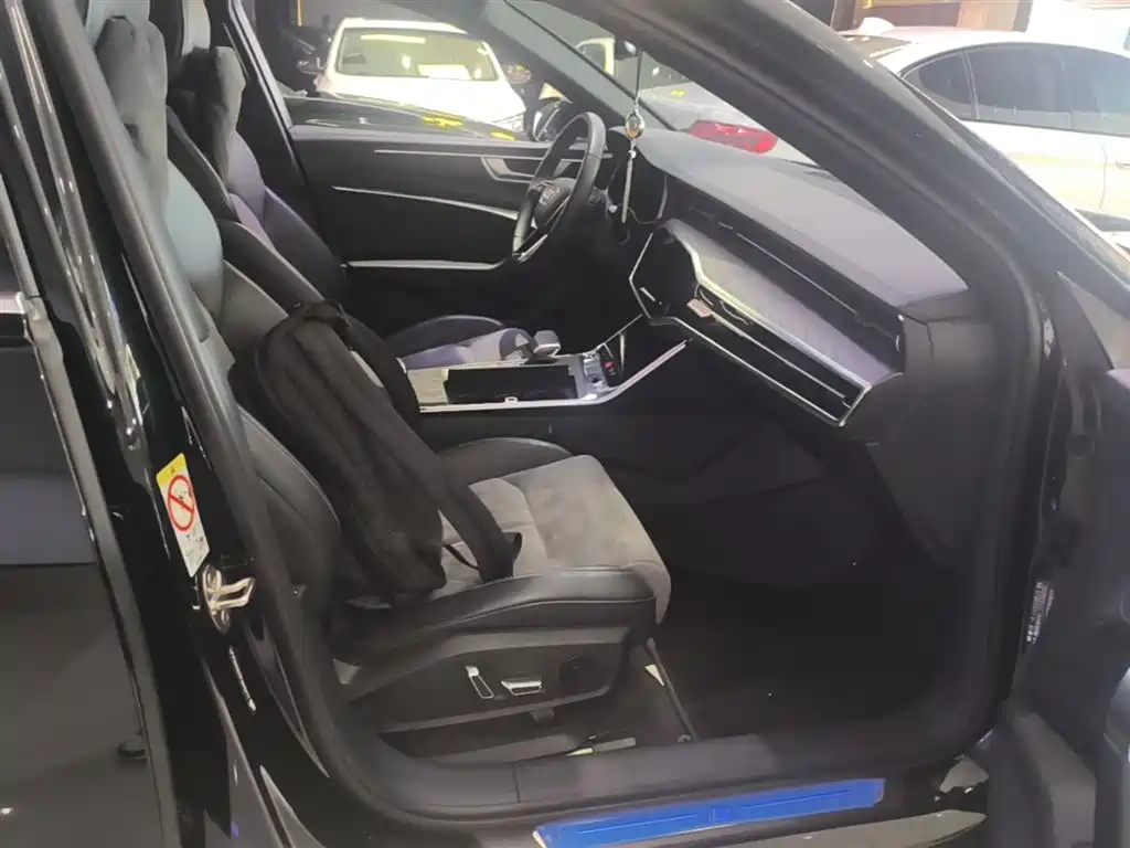Audi A6L 2023 Facelift 45 TFSI quattro Premium Dynamic фото 25
