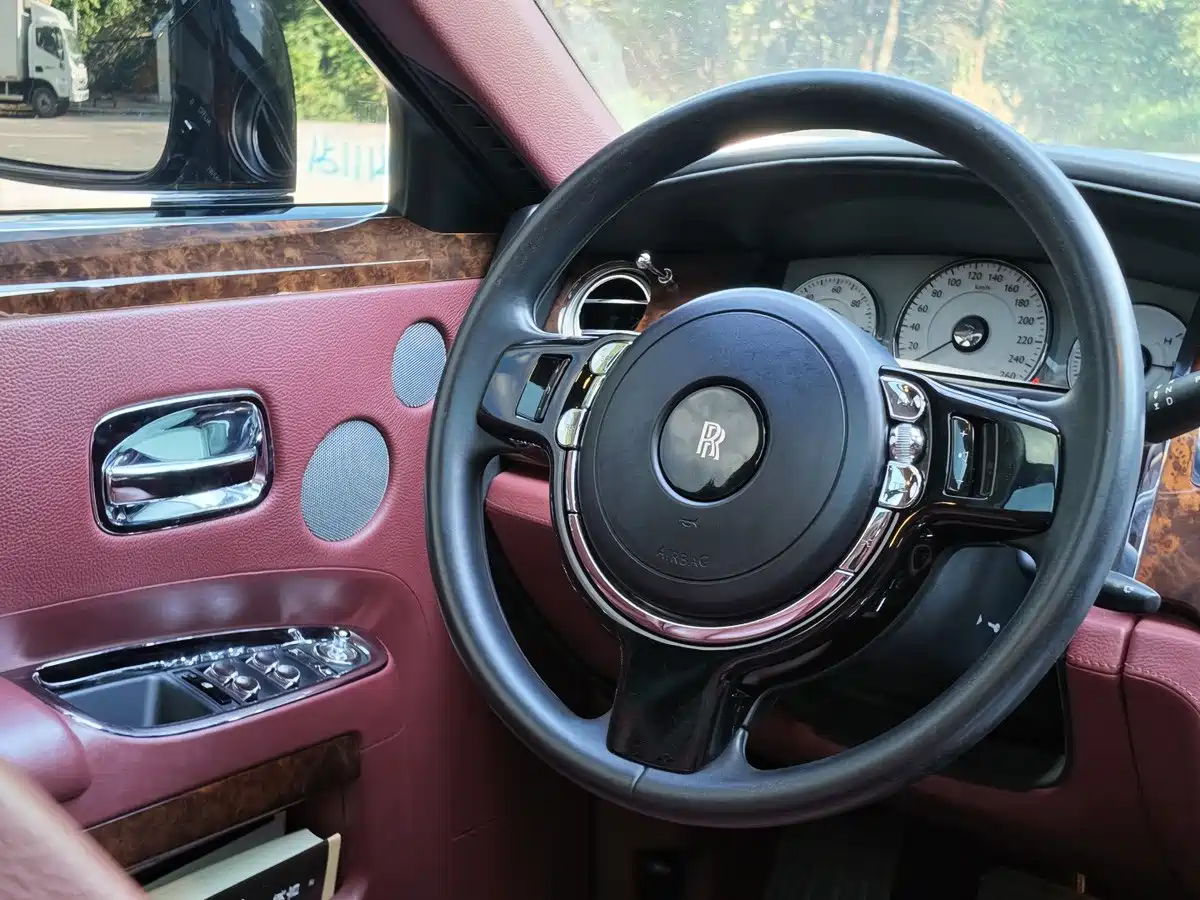 Rolls-Royce Ghost 2013 2010 Model 6.6T Standard