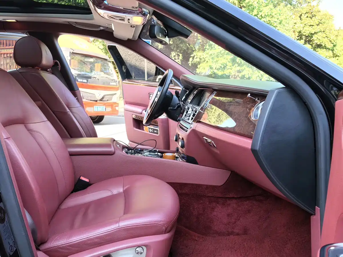 Rolls-Royce Ghost 2013 2010 Model 6.6T Standard