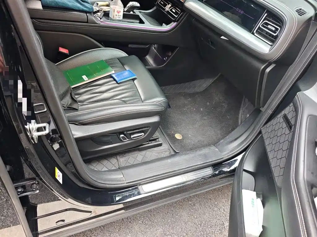 GAC Trumpchi Trumpchi GS8 2022 Navigator Series 2.0TGDI 2WD Luxury Smart Connect Edition (6-seater) фото 21