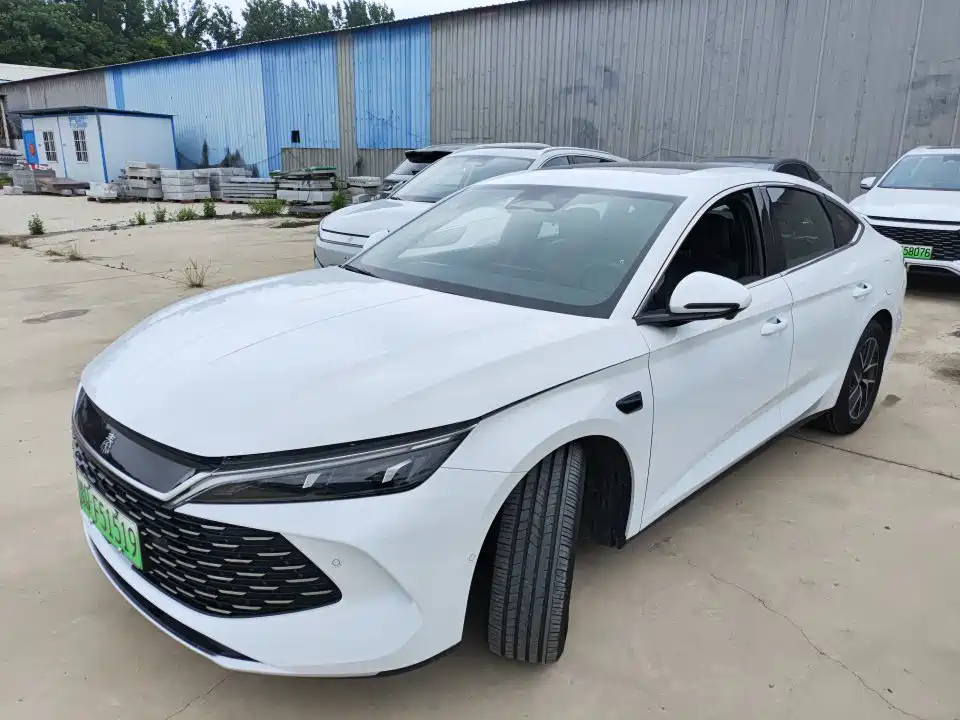 BYD Qin L 2025 DM-i Smart Drive Edition 120KM Surpassing
