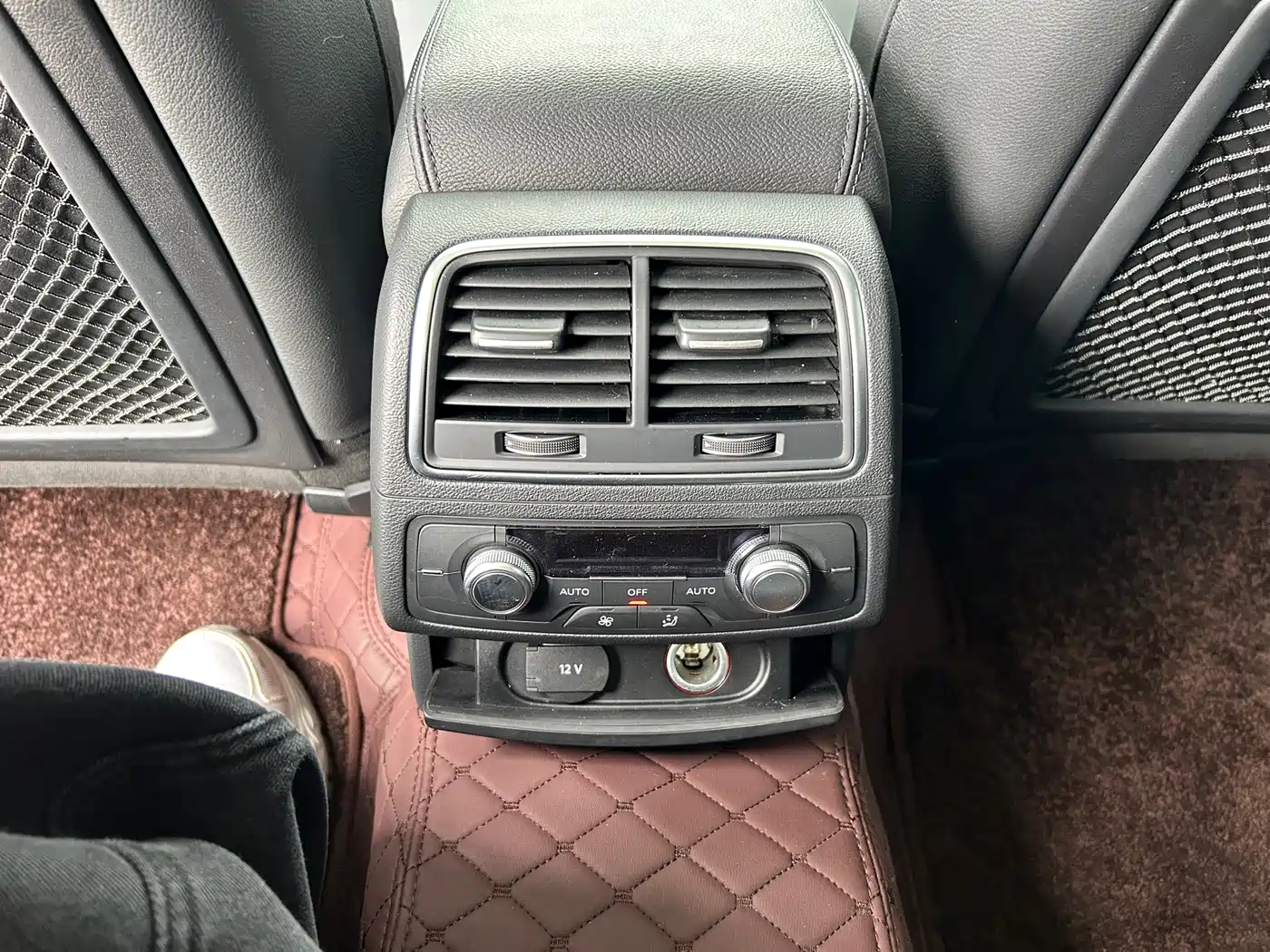 Audi A6L 2017 TFSI Comfort фото 16
