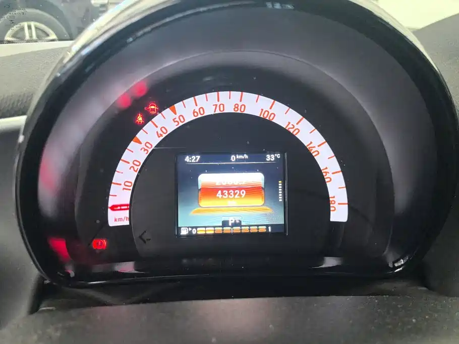 smart fortwo 2019 2018 0.9T 66kW Hardtop Pioneer Edition China V