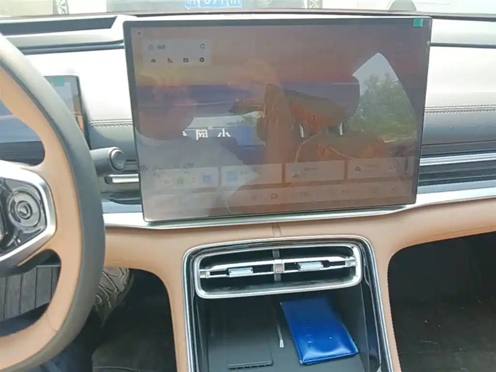 Geely Galaxy Galaxy A7 2025 EM-i фото 13