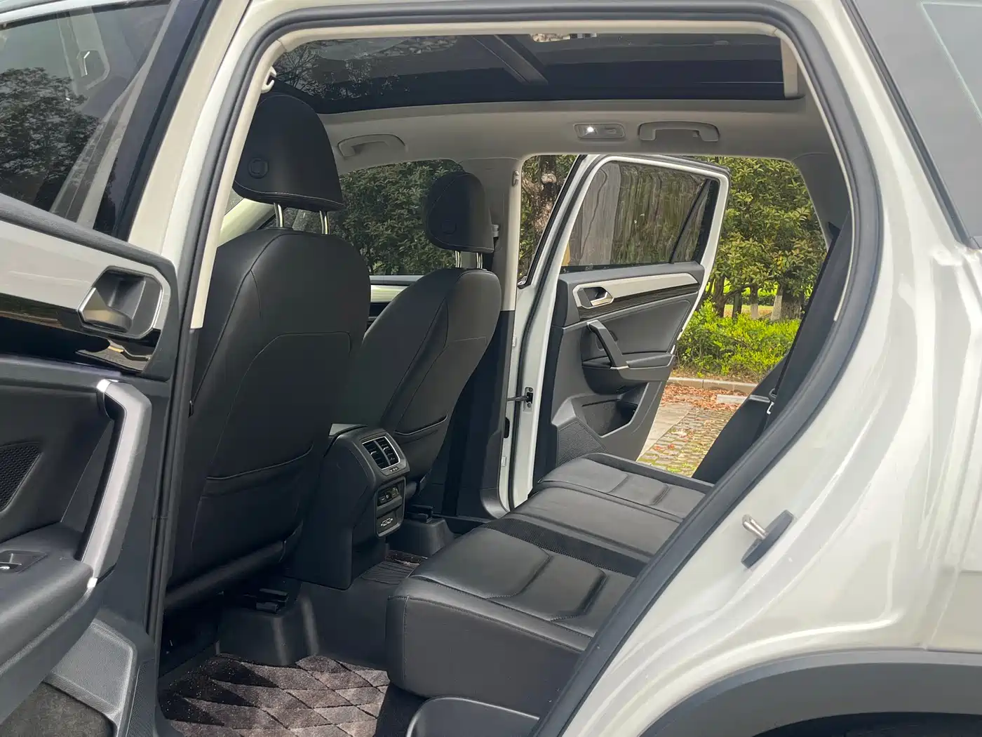 Volkswagen Tayron 2019 330TSI 2WD Luxury Plus China VI фото 10
