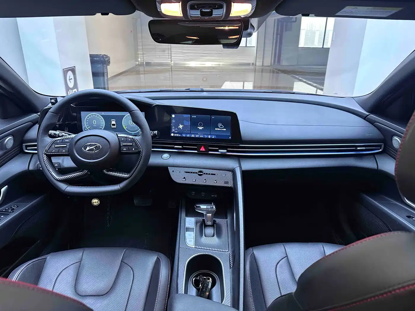 Hyundai Elantra 2023 1.5L CVT GLX Elite Edition фото 18