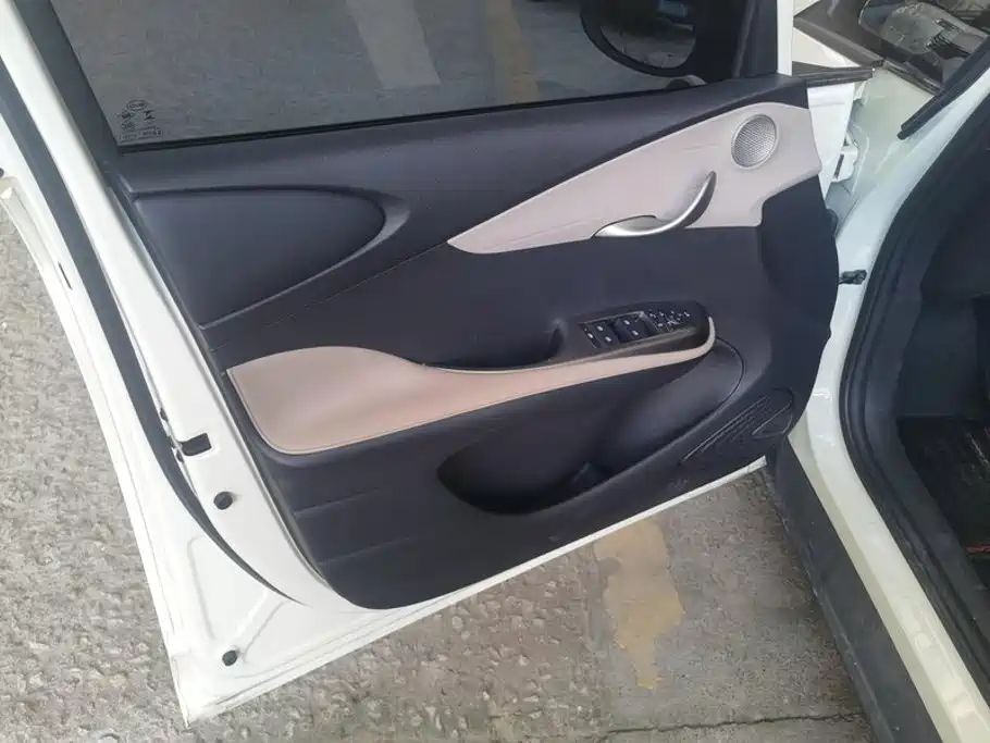 Фото 7 - BYD Dolphin