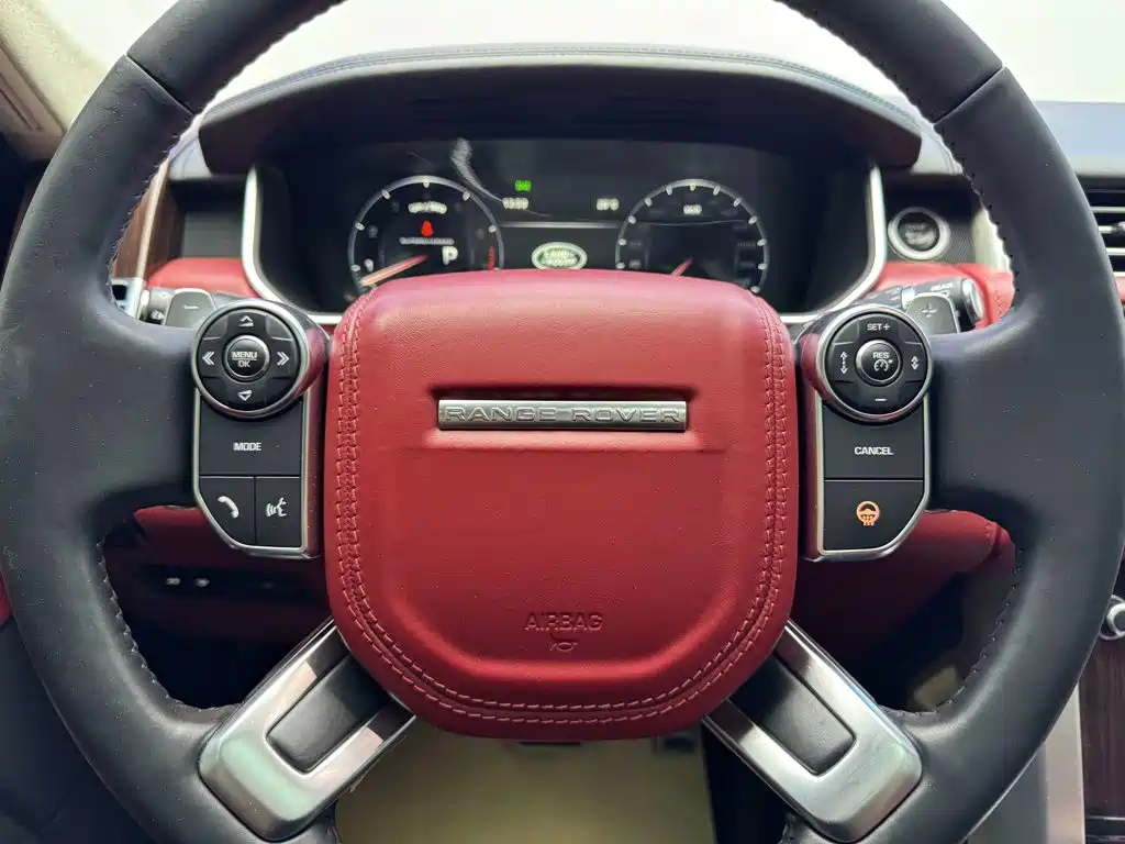 Photo 26 - Land Rover Range Rover