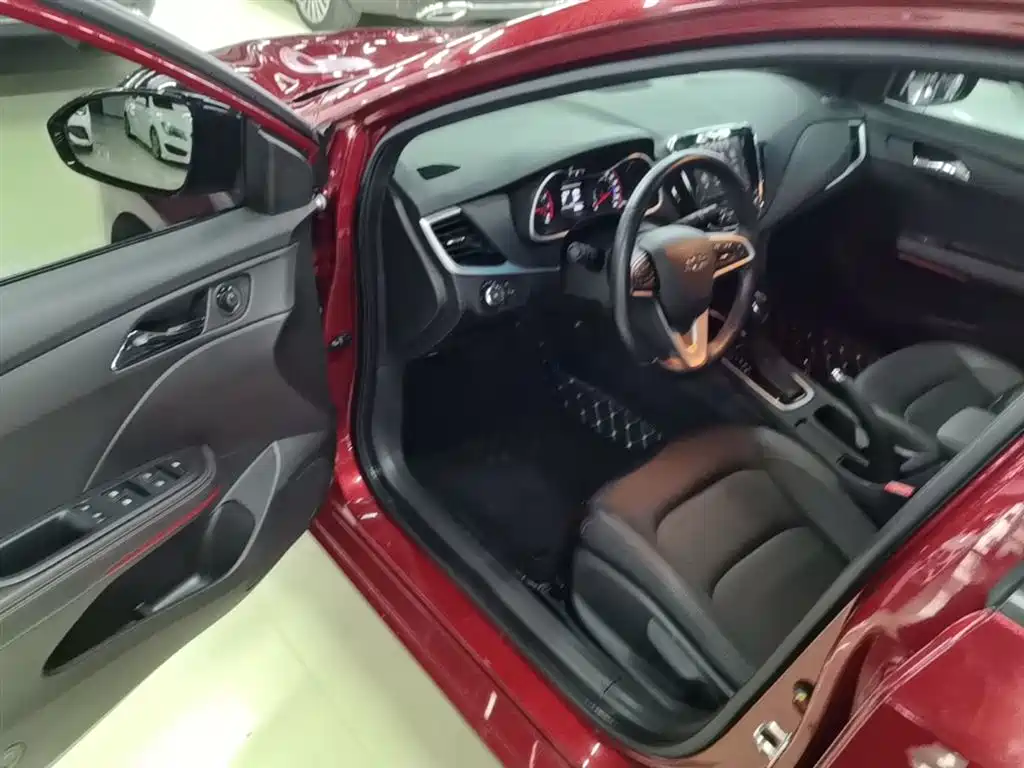 Chevrolet Monza 2019 RS 330T Auto Smooth Edition China VI фото 16
